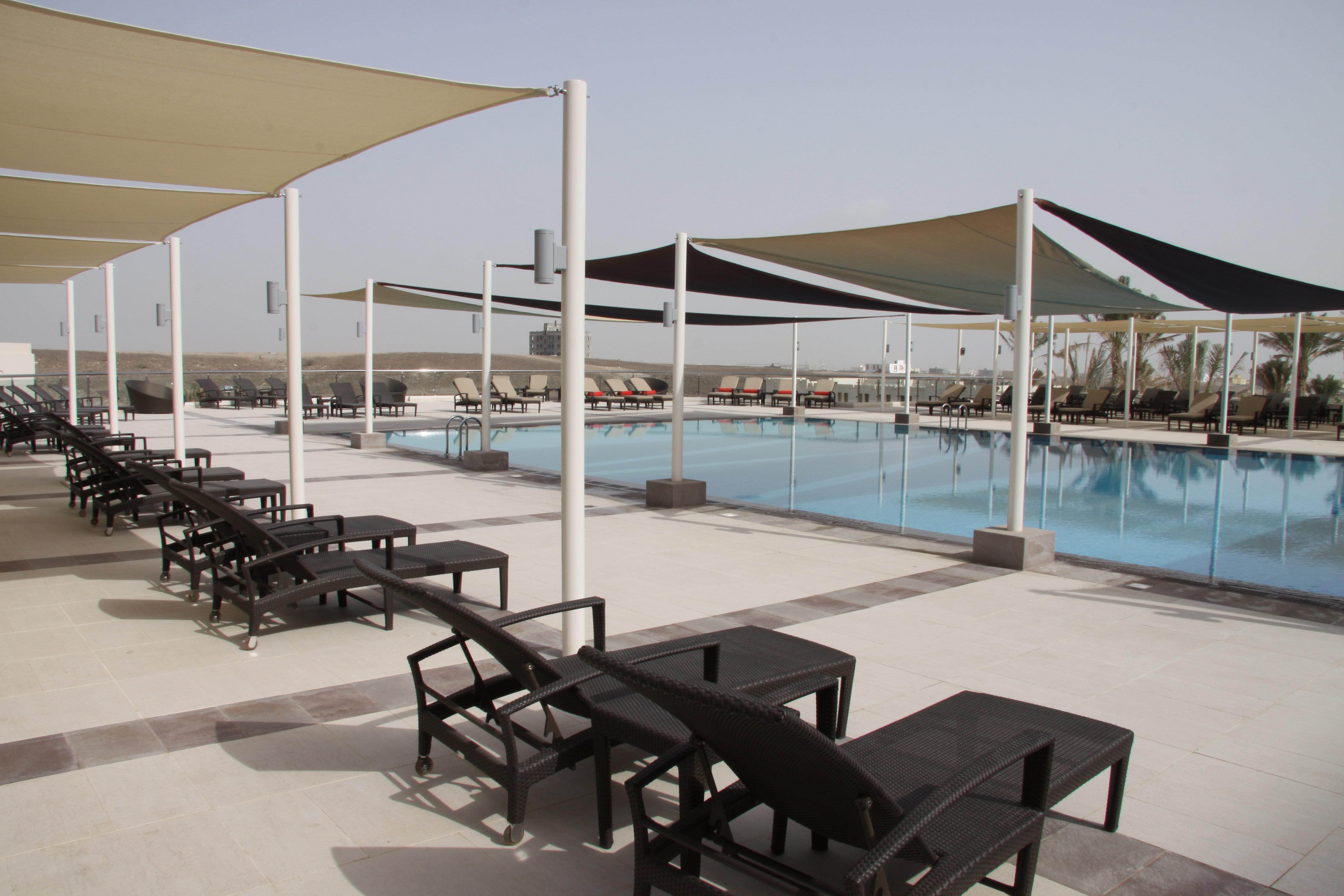 Crowne Plaza Sohar By Ihg Hotel Exterior photo