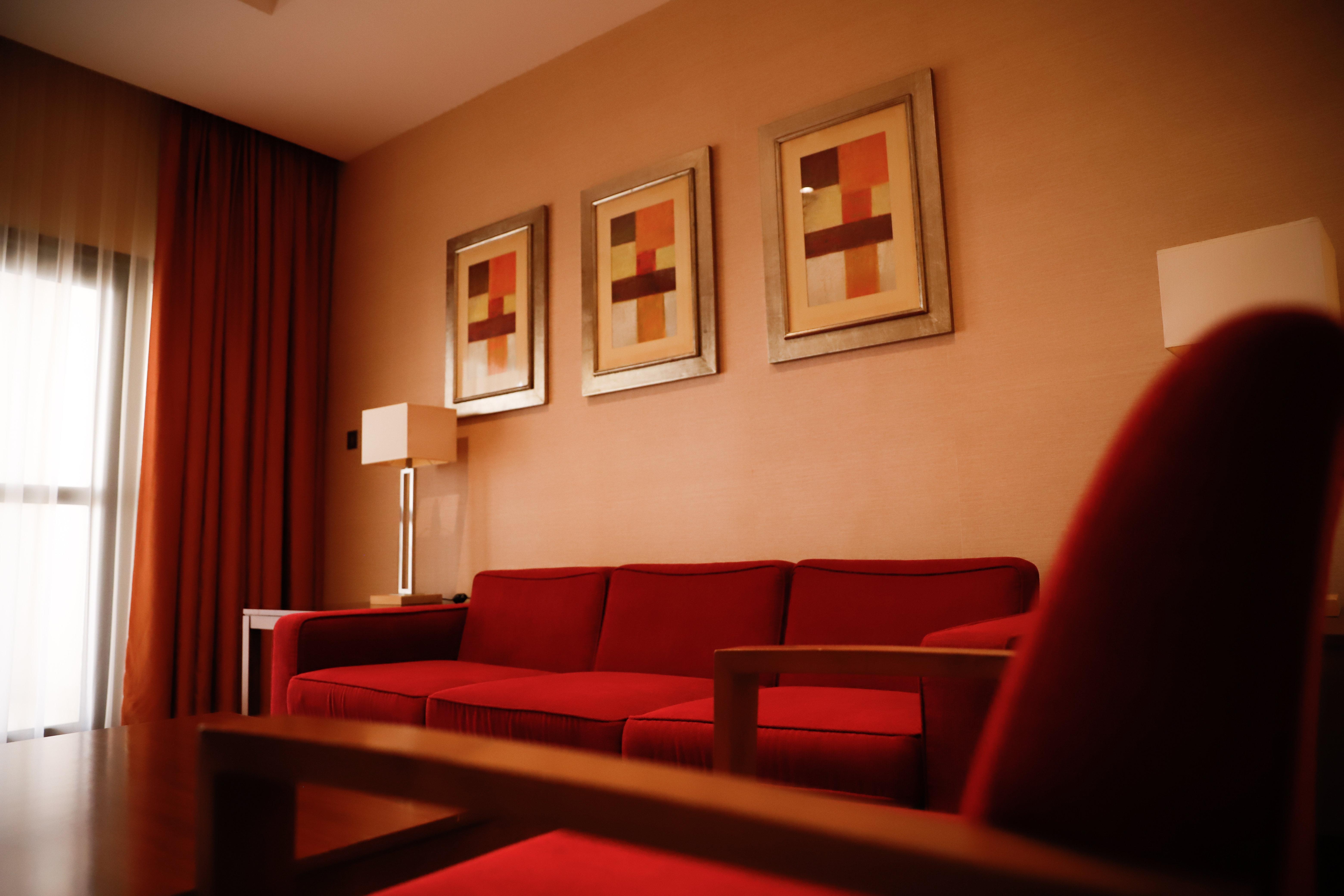 Crowne Plaza Sohar By Ihg Hotel Exterior photo
