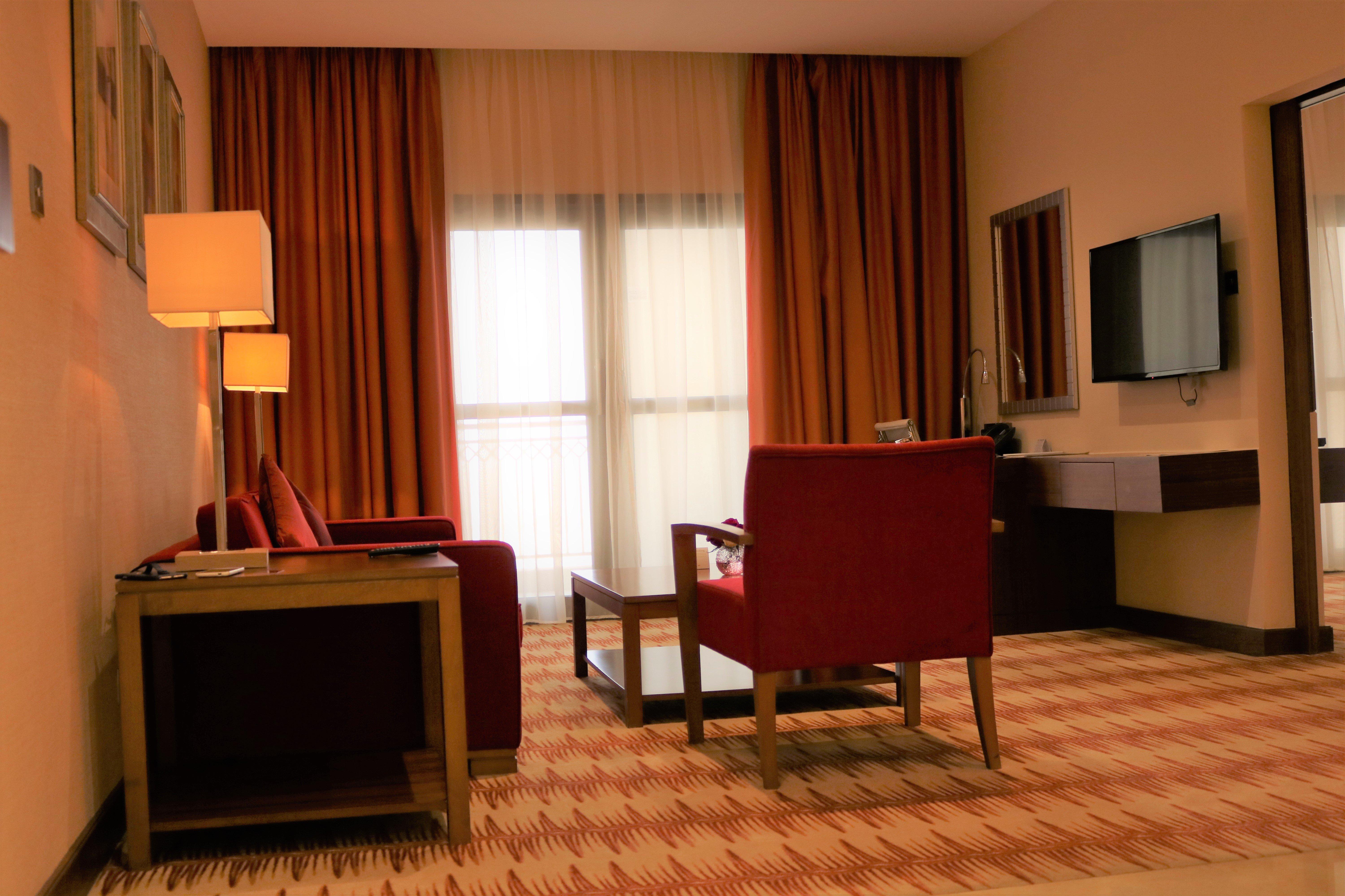 Crowne Plaza Sohar By Ihg Hotel Exterior photo
