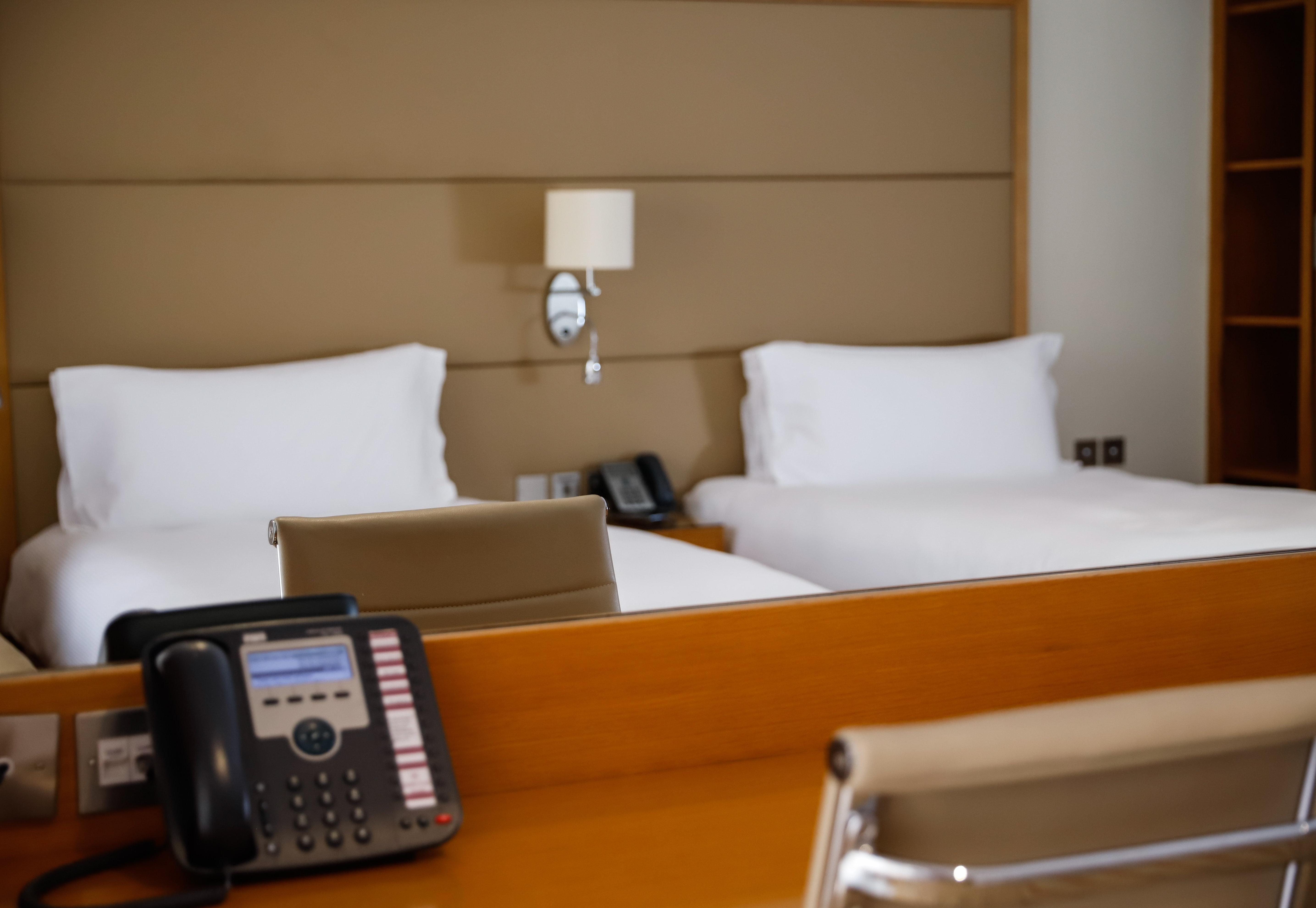 Crowne Plaza Sohar By Ihg Hotel Exterior photo